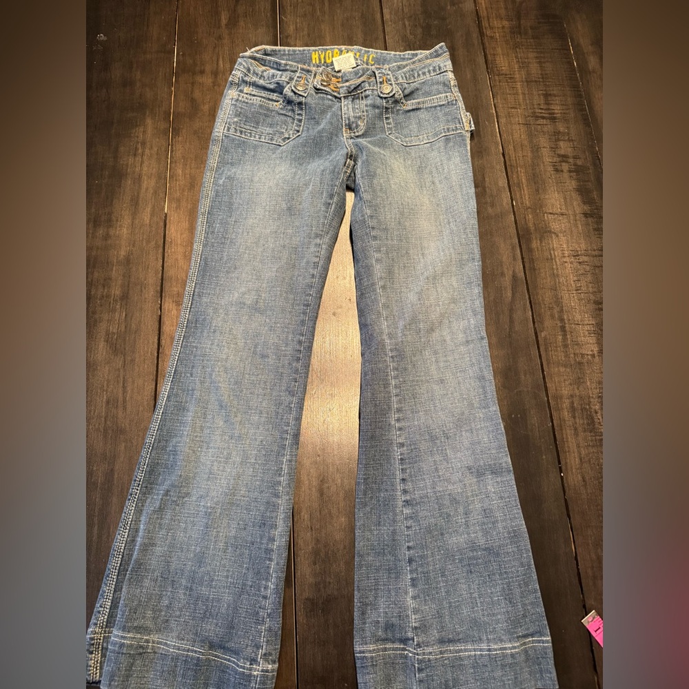 low rise hydraulic flared jeans